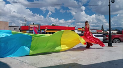 La comunidad LGTB está a punto de iniciar la marcha en Monclova