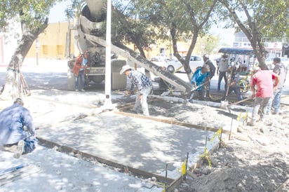 Plaza principal sigue en remodelación