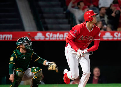 Shohei Ohtani gana en la lomita y pega su jonrón 40