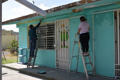 Escuelas se alistan a última hora