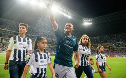 Vuelve Humberto Suazo a Rayados