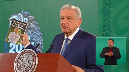 AMLO revela carta que le mandó Cienfuegos de su puño y letra