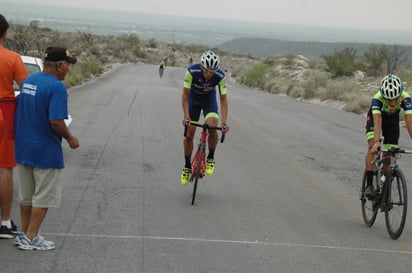 Carrera en honor a Manuel Varela