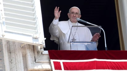 El papa pide que los países acojan a los afganos que buscan refugio