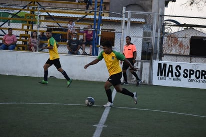 Apurado triunfo de los Guerreros ZC