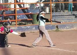 En soft femenil hay juegos semifinales