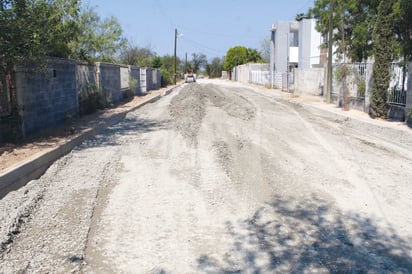 “San Buena” pavimenta calles de la Lindavista