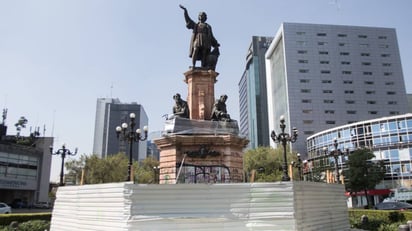 Lanzan petición para que Ciudad de México restituya la estatua de Colón