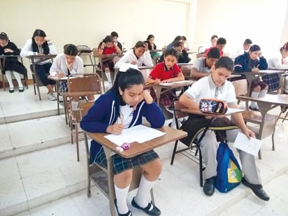 25% de estudiantes del nivel básico andan mal en matemáticas y español