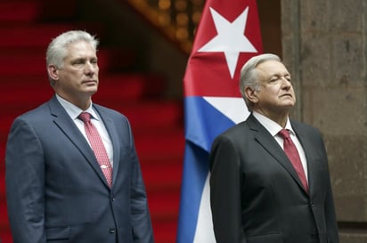 Llega Presidente de Cuba a México para conmemoración de Independencia