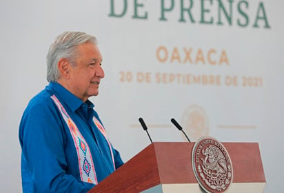 AMLO: Me desespera el burocratismo en los tres Poderes 