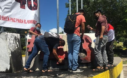 Normalistas se deslindan de muerte de 2 personas por choque