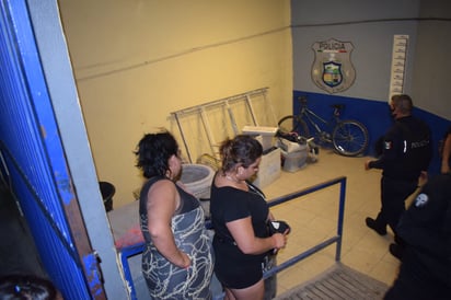 Dos mujeres terminan “agarradas del chongo” por un hombre en Monclova