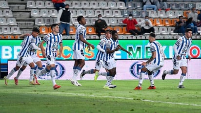 Pachuca vence a los rayos del  Necaxa en duelo sin  emociones