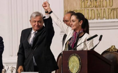 AMLO: 'Sheinbaum me representa muy bien, me aligera la carga de trabajo'