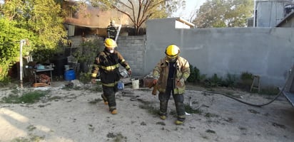 Domicilio es consumido por el fuego en Monclova