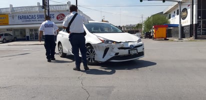 Una conductora choca por alcance en Monclova