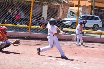 Los Gigantes apalean a los Piratas con cuenta 22-9