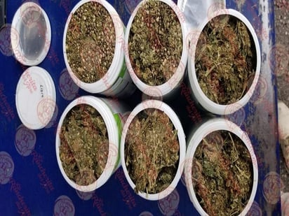 Policías decomisan marihuana en botes de Herbalife en Allende 