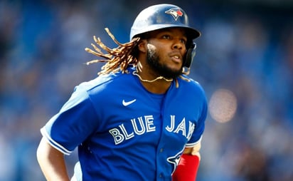 Vladimir Guerrero Jr. pega su jonrón 48, pero los Azulejos son eliminados