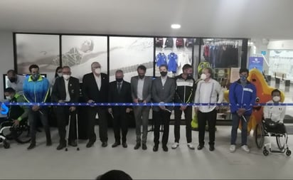 Inauguran nueva sucursal de las acuáticas nelsonvargas