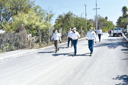 El Ejido Fresnillo recibe 10 cuadras pavimentadas 