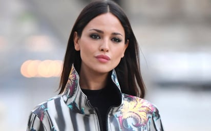 Eiza González enamoró a todos con su look en París Fashion Week