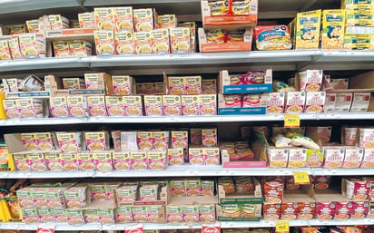 Las sopas instantáneas continúan a la venta en Monclova 