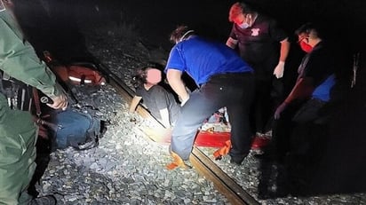 Una familia de indocumentados caen del tren, al padre le amputó un brazo, a la mujer una pierna y a bebé un dedo de su mano 