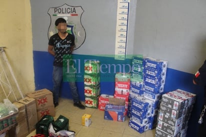 Ladrón es detenido en Monclova con más de 30 paquetes de 12 de cerveza y 10 cartones 