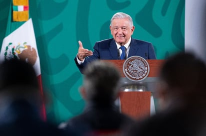 AMLO rechaza compararse con Cárdenas y héroes nacionales