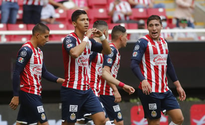 Operan al portero de Chivas; se pierde el final del torneo