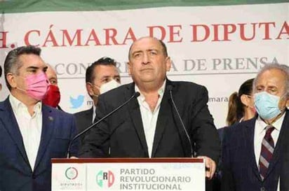 El PRI rechaza la reforma que limita la deducción de donativos