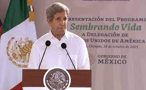 'Sembrando Vidas se concentra en el pueblo', elogia John Kerry