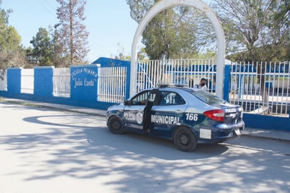 Escuela es saqueada por ladrones quienes se llevaron el cableado eléctrico de un salón