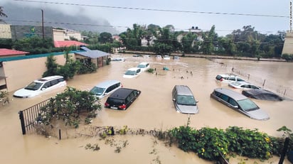 Decenas de muertos en la India tras las fuertes inundaciones por las lluvias 