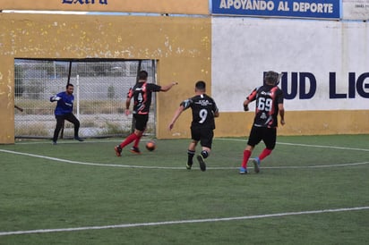 El Conjunto Rex se impone al Sika Soccer