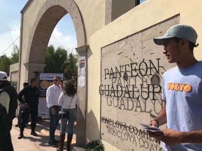 Panteones de Monclova están abiertos desde hoy, previo a la celebración del Día de Muertos