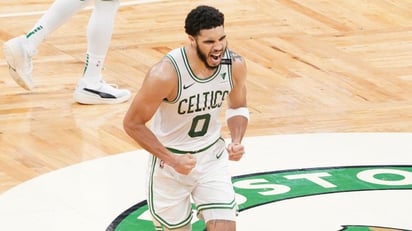 Jayson Tatum anota 41 puntos y quita invicto a Hornets; Juancho, dos puntos