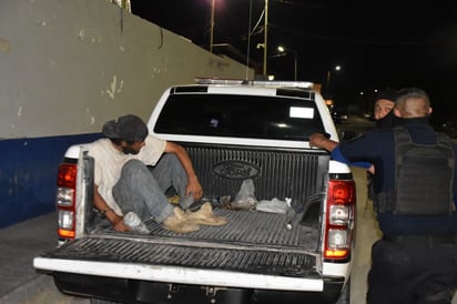 Sujeto pasa la noche detenido por alterar el orden público en Monclova