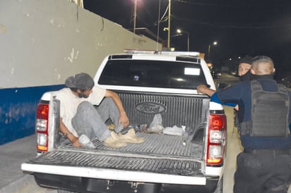 Sujeto pasa la noche detenido en las celdas preventivas de Monclova por alterar el orden público 