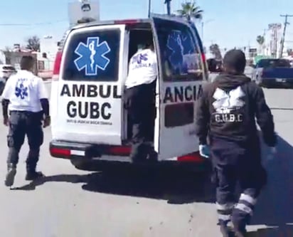 Camión de una conocida cadena comercial de tiendas de conveniencia provoca accidente