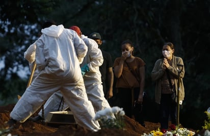 Brasil registra 6,431 nuevos casos y 149 muertes por coronavirus en 24 horas