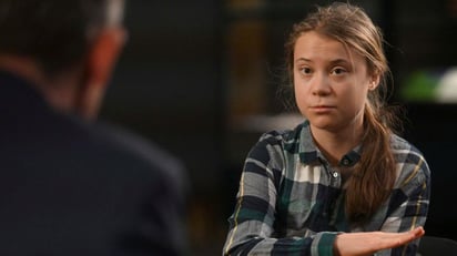 Greta Thunberg dice que moderará su lenguaje tras ser filmada coreando insultos durante una protesta