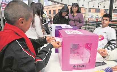 Arranca INE con consulta infantil y juvenil