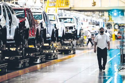 La producción de autos cayó 5.8% en el mes de octubre