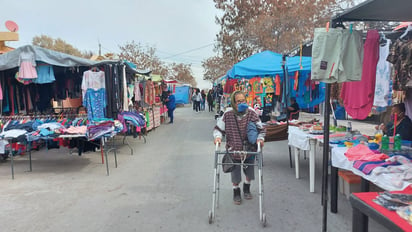 Los ambulantes esperan con ansias apertura de la frontera