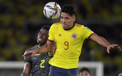 La selección colombiana lamenta lesión de Radamel Falcao y celebra regreso de James Rodríguez