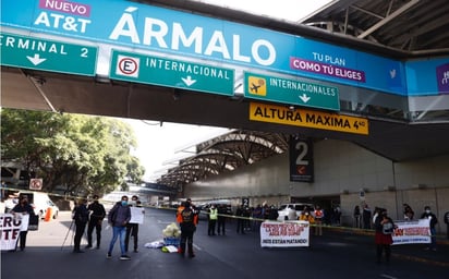 Papás de niños con cáncer amagan con romper diálogo