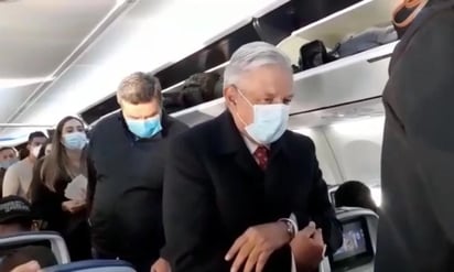 AMLO viaja a Hermosillo; concluye gira por Colima